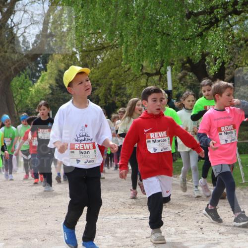 25.04.2026 - Das Zehntel Zöllner http://msf.ph/oto/9665833 25.04.2026 11:47:39 Laufen 3, 12890, 13000, 10055 meine-sportfotos.de