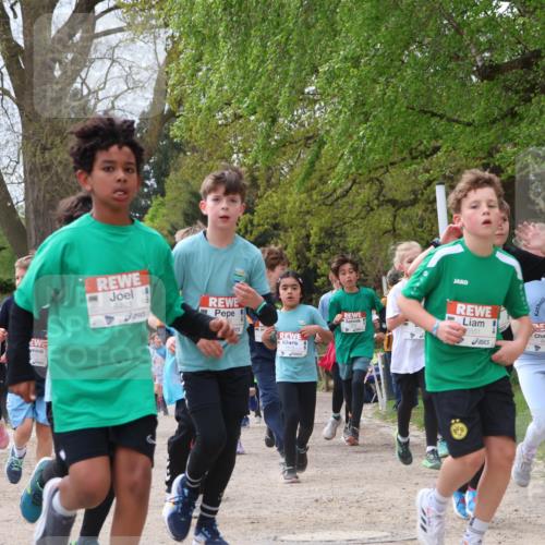 25.04.2026 - Das Zehntel Zöllner http://msf.ph/oto/9665847 25.04.2026 09:40:39 Laufen 6512, 570, 1, 6493, 5551, 6415 meine-sportfotos.de