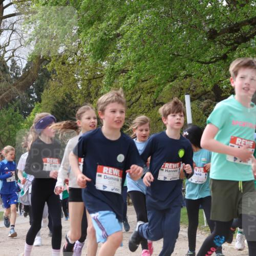 25.04.2026 - Das Zehntel Zöllner http://msf.ph/oto/9665886 25.04.2026 09:40:41 Laufen 5570, 50, 6679, 7512, 6703 meine-sportfotos.de