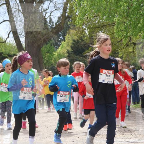 25.04.2026 - Das Zehntel Zöllner http://msf.ph/oto/9665911 25.04.2026 11:47:42 Laufen 12106, 11288, 11289, 11688 meine-sportfotos.de