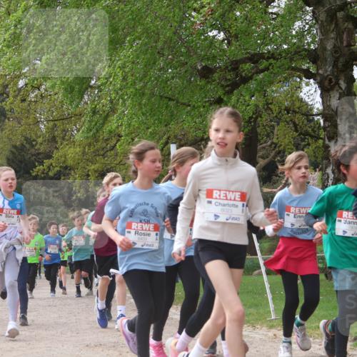 25.04.2026 - Das Zehntel Zöllner http://msf.ph/oto/9665919 25.04.2026 09:40:41 Laufen 6409, 8023, 6424, 7909, 5670 meine-sportfotos.de