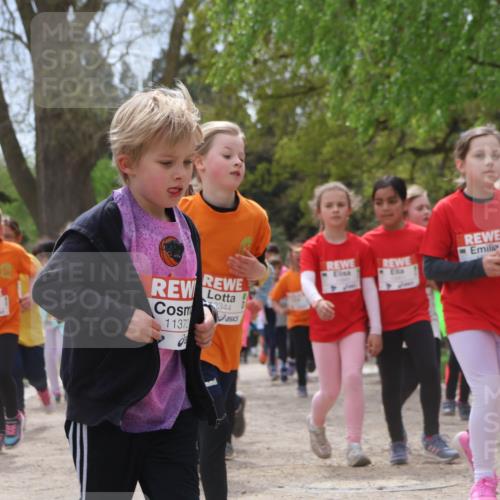 25.04.2026 - Das Zehntel Zöllner http://msf.ph/oto/9665992 25.04.2026 11:47:45 Laufen 12338, 11372, 344, 10998 meine-sportfotos.de