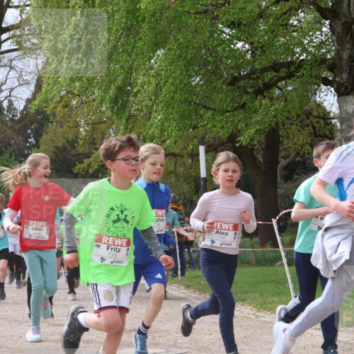 25.04.2026 - Das Zehntel Zöllner http://msf.ph/oto/9666009 25.04.2026 09:40:44 Laufen 6139, 7186, 7169, 6135, 7305, 7208 meine-sportfotos.de