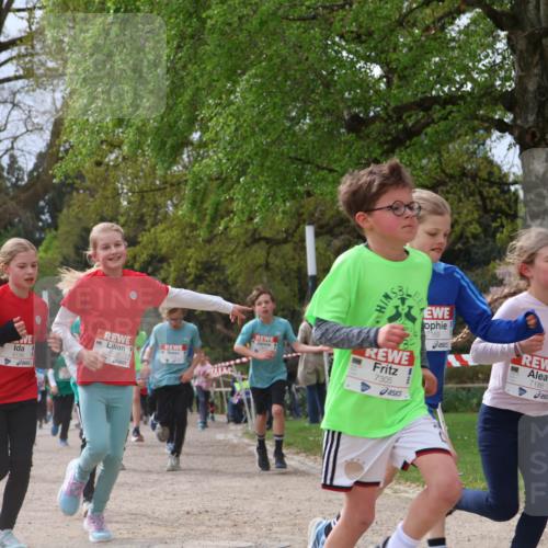 25.04.2026 - Das Zehntel Zöllner http://msf.ph/oto/9666027 25.04.2026 09:40:44 Laufen 6139, 6135, 7305, 7169, 7186, 6087 meine-sportfotos.de
