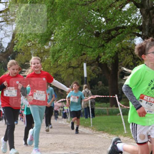 25.04.2026 - Das Zehntel Zöllner http://msf.ph/oto/9666036 25.04.2026 09:40:44 Laufen 6139, 6135, 7186, 7305 meine-sportfotos.de