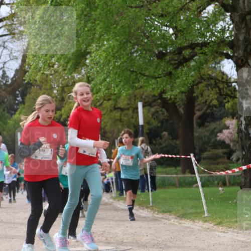 25.04.2026 - Das Zehntel Zöllner http://msf.ph/oto/9666045 25.04.2026 09:40:44 Laufen 6910, 6139 meine-sportfotos.de