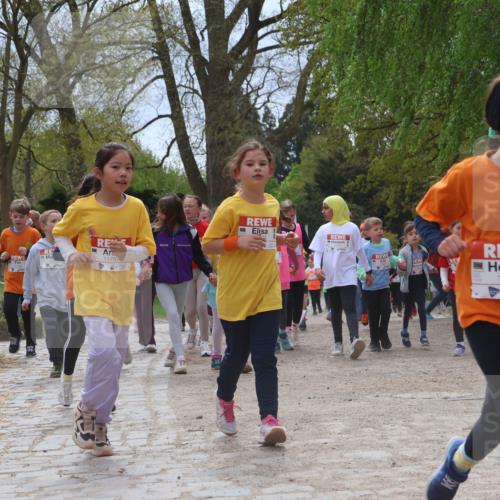 25.04.2026 - Das Zehntel Zöllner http://msf.ph/oto/9666082 25.04.2026 11:47:49 Laufen 11787, 11, 12329 meine-sportfotos.de