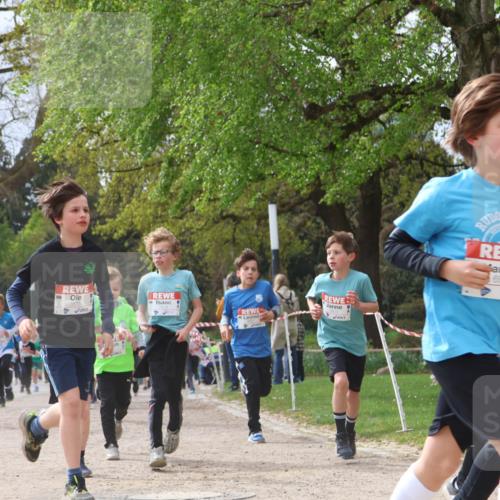 25.04.2026 - Das Zehntel Zöllner http://msf.ph/oto/9666087 25.04.2026 09:40:46 Laufen 5515, 6910 meine-sportfotos.de
