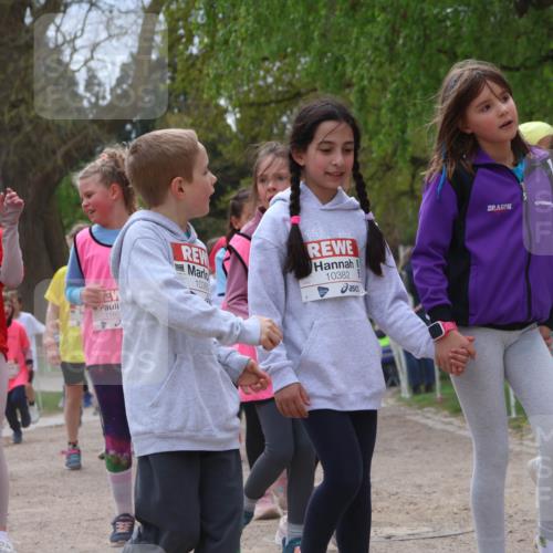 25.04.2026 - Das Zehntel Zöllner http://msf.ph/oto/9666151 25.04.2026 11:47:52 Laufen 10994, 10990, 1160, 1038, 128, 10382, 128, 10381 meine-sportfotos.de
