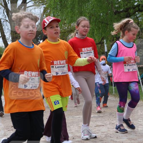 25.04.2026 - Das Zehntel Zöllner http://msf.ph/oto/9666193 25.04.2026 11:47:55 Laufen 12346, 12353, 10990, 11607, 11617 meine-sportfotos.de