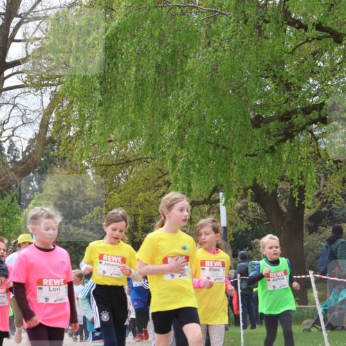 25.04.2026 - Das Zehntel Zöllner http://msf.ph/oto/9666211 25.04.2026 11:47:56 Laufen 10327, 10322, 8513 meine-sportfotos.de