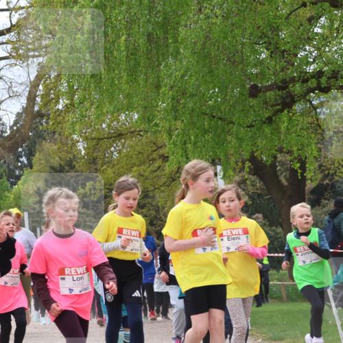 25.04.2026 - Das Zehntel Zöllner http://msf.ph/oto/9666217 25.04.2026 11:47:56 Laufen 10327, 10322, 12245 meine-sportfotos.de