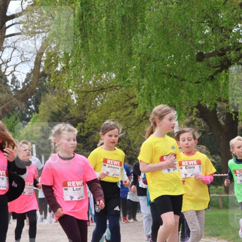 25.04.2026 - Das Zehntel Zöllner http://msf.ph/oto/9666220 25.04.2026 11:47:56 Laufen 10327, 10048, 10322, 250, 12253, 12245, 10733 meine-sportfotos.de