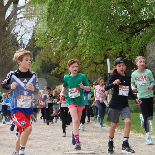 25.04.2026 - Das Zehntel Zöllner http://msf.ph/oto/9666243 25.04.2026 09:40:51 Laufen 6659, 7916, 6691, 7963 meine-sportfotos.de