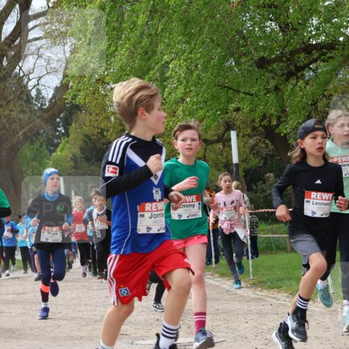 25.04.2026 - Das Zehntel Zöllner http://msf.ph/oto/9666252 25.04.2026 09:40:51 Laufen 6659, 7916, 6691 meine-sportfotos.de