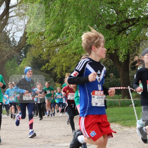 25.04.2026 - Das Zehntel Zöllner http://msf.ph/oto/9666261 25.04.2026 09:40:51 Laufen 6669, 6691 meine-sportfotos.de