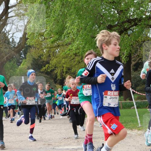 25.04.2026 - Das Zehntel Zöllner http://msf.ph/oto/9666264 25.04.2026 09:40:51 Laufen 7916, 6659, 6691 meine-sportfotos.de