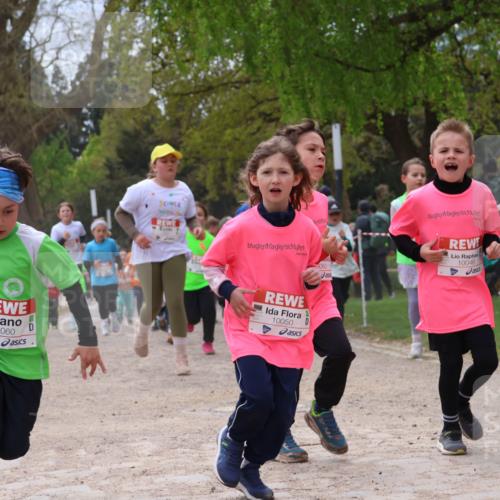 25.04.2026 - Das Zehntel Zöllner http://msf.ph/oto/9666265 25.04.2026 11:47:59 Laufen 12060, 060, 10050, 10046, 12840 meine-sportfotos.de