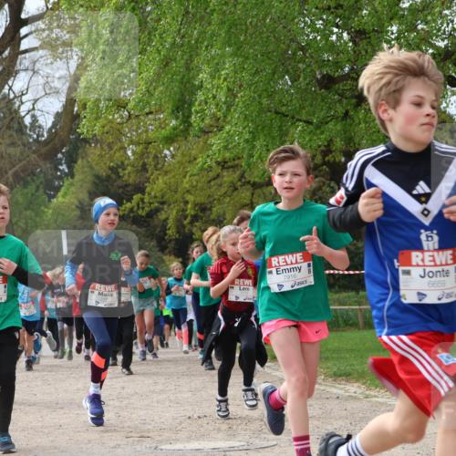 25.04.2026 - Das Zehntel Zöllner http://msf.ph/oto/9666270 25.04.2026 09:40:52 Laufen 6550, 7916, 6659, 6691 meine-sportfotos.de