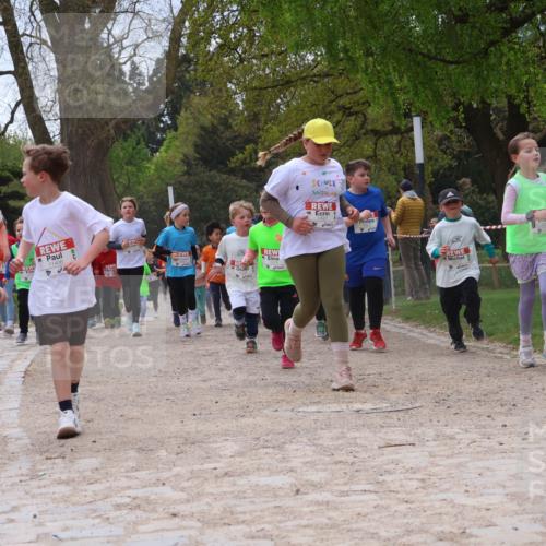 25.04.2026 - Das Zehntel Zöllner http://msf.ph/oto/9666280 25.04.2026 11:47:59 Laufen 11406, 12921 meine-sportfotos.de