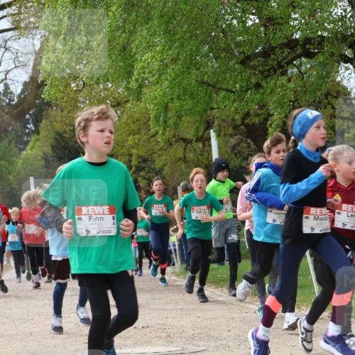 25.04.2026 - Das Zehntel Zöllner http://msf.ph/oto/9666303 25.04.2026 09:40:53 Laufen 6532, 6550, 548, 7172 meine-sportfotos.de