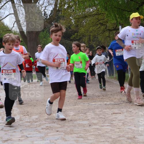 25.04.2026 - Das Zehntel Zöllner http://msf.ph/oto/9666304 25.04.2026 11:48:00 Laufen 10667, 11383, 06 meine-sportfotos.de