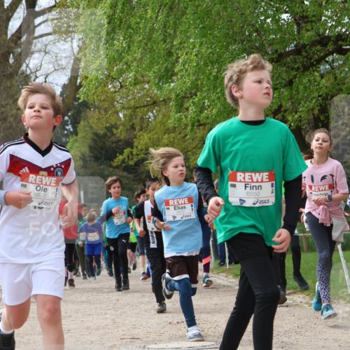 25.04.2026 - Das Zehntel Zöllner http://msf.ph/oto/9666318 25.04.2026 09:40:53 Laufen 6532, 6550, 5825 meine-sportfotos.de