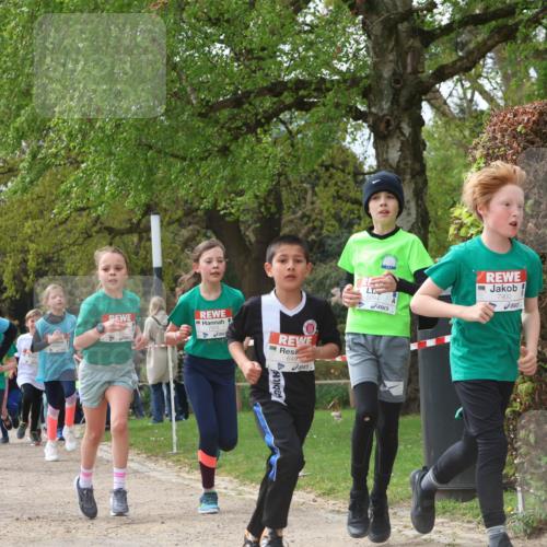 25.04.2026 - Das Zehntel Zöllner http://msf.ph/oto/9666366 25.04.2026 09:40:55 Laufen 649, 5294, 7900 meine-sportfotos.de