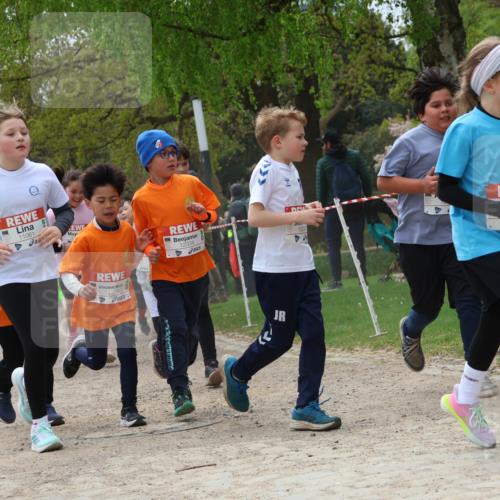 25.04.2026 - Das Zehntel Zöllner http://msf.ph/oto/9666376 25.04.2026 11:48:04 Laufen 10751, 11061, 12339, 12334, 13037, 1247 meine-sportfotos.de