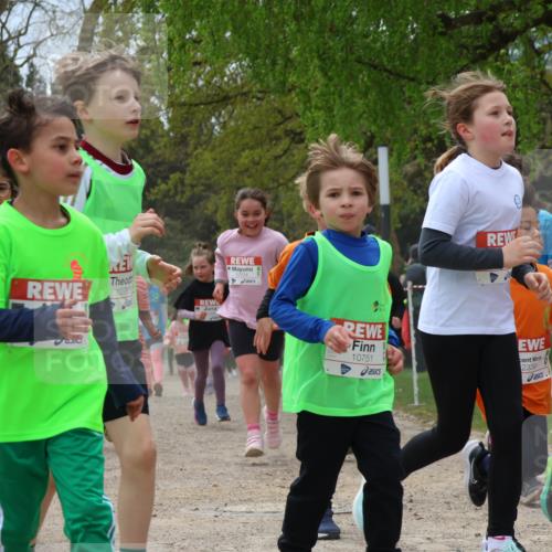 25.04.2026 - Das Zehntel Zöllner http://msf.ph/oto/9666391 25.04.2026 11:48:05 Laufen 11190, 10767, 2, 10751, 2339 meine-sportfotos.de