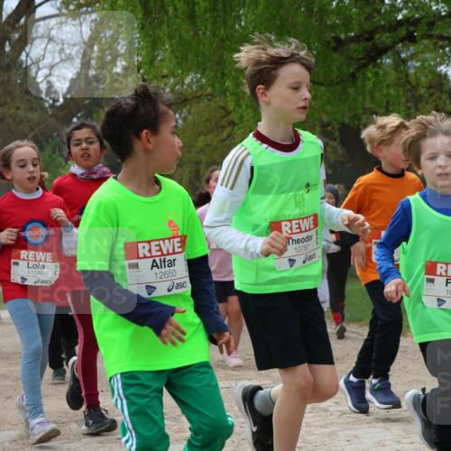 25.04.2026 - Das Zehntel Zöllner http://msf.ph/oto/9666403 25.04.2026 11:48:06 Laufen 11225, 11190, 12650, 10767, 10751 meine-sportfotos.de