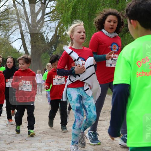 25.04.2026 - Das Zehntel Zöllner http://msf.ph/oto/9666466 25.04.2026 11:48:07 Laufen 1299, 13001, 13003, 11225, 2026 meine-sportfotos.de