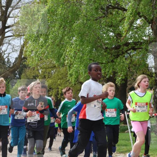 25.04.2026 - Das Zehntel Zöllner http://msf.ph/oto/9666468 25.04.2026 09:40:59 Laufen 5751, 5777, 6229, 6237, 6496, 6077 meine-sportfotos.de