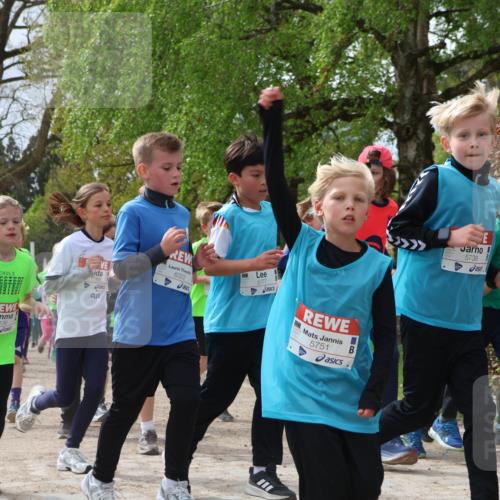 25.04.2026 - Das Zehntel Zöllner http://msf.ph/oto/9666531 25.04.2026 09:41:01 Laufen 6322, 5777, 7136, 5751, 57388 meine-sportfotos.de