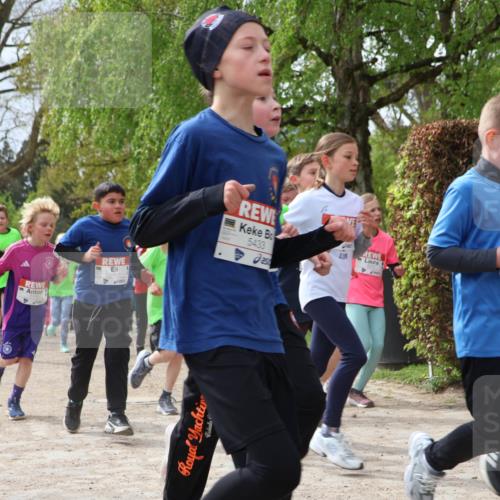 25.04.2026 - Das Zehntel Zöllner http://msf.ph/oto/9666564 25.04.2026 09:41:02 Laufen 5433, 800, 1 meine-sportfotos.de