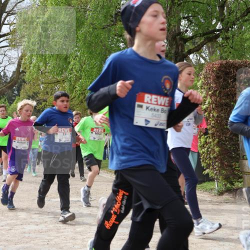 25.04.2026 - Das Zehntel Zöllner http://msf.ph/oto/9666567 25.04.2026 09:41:02 Laufen 5451, 5433, 6322 meine-sportfotos.de
