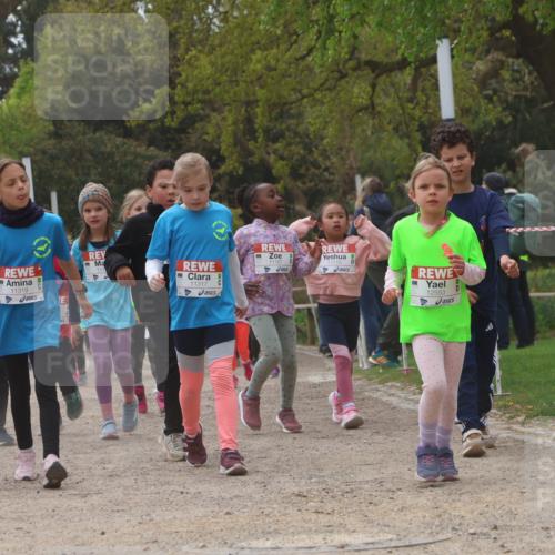 25.04.2026 - Das Zehntel Zöllner http://msf.ph/oto/9666586 25.04.2026 11:48:12 Laufen 11304, 11319, 11317, 1110, 12553 meine-sportfotos.de