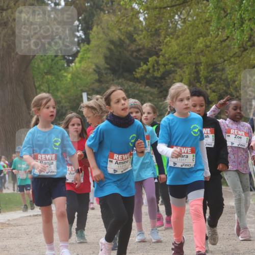 25.04.2026 - Das Zehntel Zöllner http://msf.ph/oto/9666607 25.04.2026 11:48:13 Laufen 04, 10, 11319, 1117, 14, 11107, 11115, 11317 meine-sportfotos.de