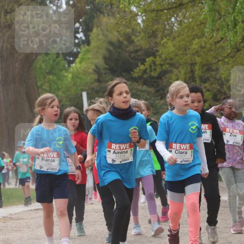 25.04.2026 - Das Zehntel Zöllner http://msf.ph/oto/9666610 25.04.2026 11:48:13 Laufen 11304, 78, 11319, 11317, 14, 11107, 11115 meine-sportfotos.de