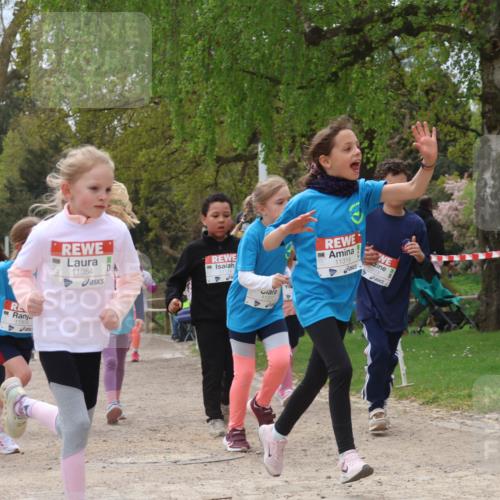 25.04.2026 - Das Zehntel Zöllner http://msf.ph/oto/9666649 25.04.2026 11:48:14 Laufen 11054, 11319 meine-sportfotos.de