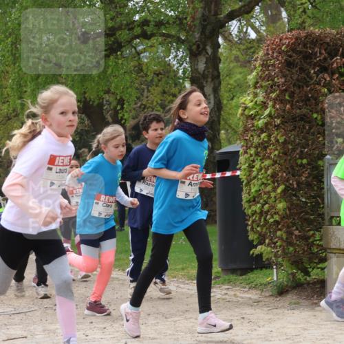 25.04.2026 - Das Zehntel Zöllner http://msf.ph/oto/9666658 25.04.2026 11:48:15 Laufen 11054, 11317, 113, 12553 meine-sportfotos.de