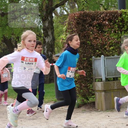 25.04.2026 - Das Zehntel Zöllner http://msf.ph/oto/9666664 25.04.2026 11:48:15 Laufen 11054, 0213, 115 meine-sportfotos.de