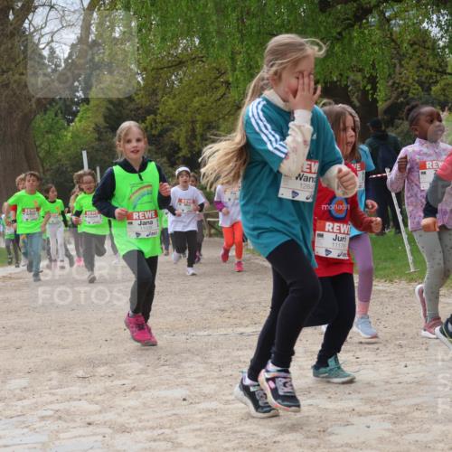 25.04.2026 - Das Zehntel Zöllner http://msf.ph/oto/9666727 25.04.2026 11:48:17 Laufen 11038, 11183, 1284, 11178 meine-sportfotos.de