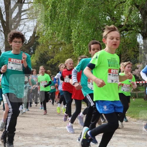25.04.2026 - Das Zehntel Zöllner http://msf.ph/oto/9666741 25.04.2026 09:41:08 Laufen 100, 5903, 7126, 6352 meine-sportfotos.de