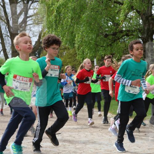 25.04.2026 - Das Zehntel Zöllner http://msf.ph/oto/9666753 25.04.2026 09:41:09 Laufen 20, 6912, 7100, 5903, 5901, 71 meine-sportfotos.de