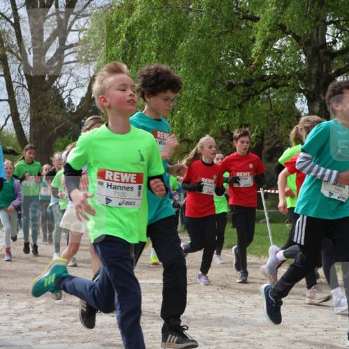 25.04.2026 - Das Zehntel Zöllner http://msf.ph/oto/9666759 25.04.2026 09:41:09 Laufen 20, 6912, 7100, 5901 meine-sportfotos.de