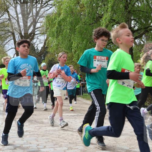 25.04.2026 - Das Zehntel Zöllner http://msf.ph/oto/9666771 25.04.2026 09:41:09 Laufen 28, 10, 6912, 5903, 5901 meine-sportfotos.de