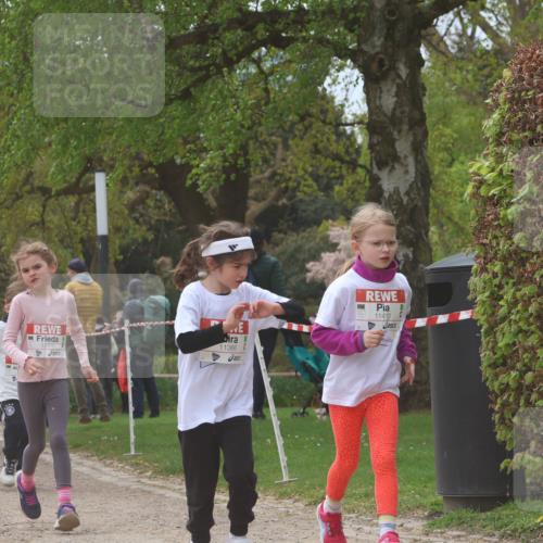 25.04.2026 - Das Zehntel Zöllner http://msf.ph/oto/9666835 25.04.2026 11:48:20 Laufen 11366, 12976, 11410 meine-sportfotos.de