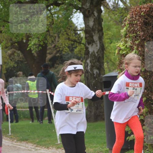 25.04.2026 - Das Zehntel Zöllner http://msf.ph/oto/9666859 25.04.2026 11:48:21 Laufen 12976, 1366, 410 meine-sportfotos.de