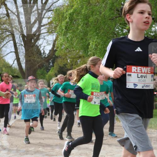 25.04.2026 - Das Zehntel Zöllner http://msf.ph/oto/9666864 25.04.2026 09:41:12 Laufen 3, 7299, 7110, 8048 meine-sportfotos.de